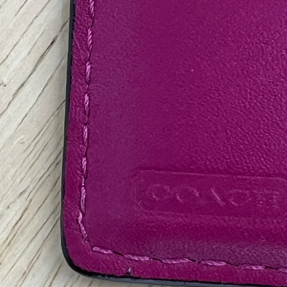 Coach Wallet Bifold Leather Pink Y2K - Picture 6 of 7